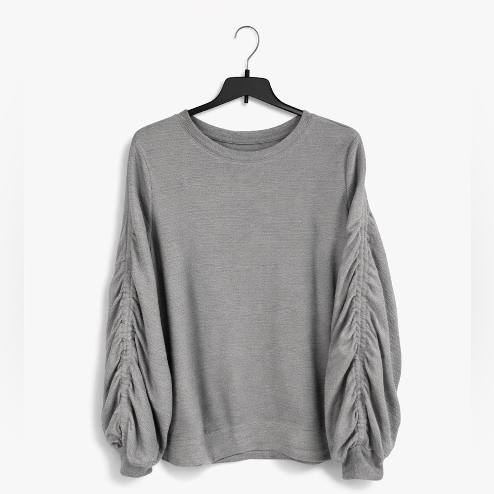 Simply Vera Vera Wang Gray Ruched Sleeve Sweater Top